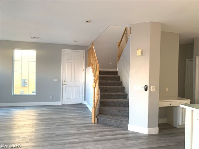 8010 Retriever Avenue, Las Vegas, NV 89147