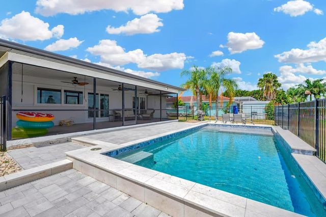 721 EAGLE LANE, Apollo Beach, FL 33572