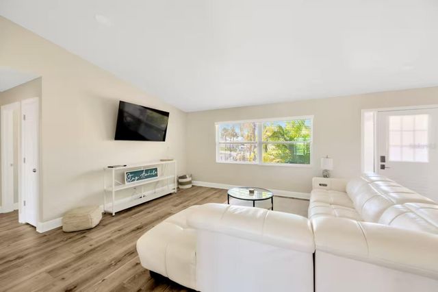 721 EAGLE LANE, Apollo Beach, FL 33572