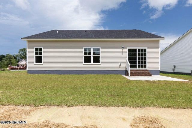 308 E Theriault Court, Jacksonville, NC 28540