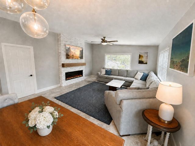 414 BROADVIEW AVENUE, Altamonte Springs, FL 32701