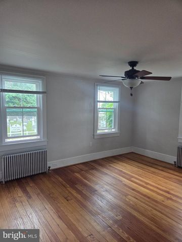 23630 WOODFIELD RD, Gaithersburg, MD 20882