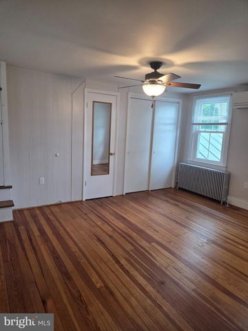 23630 WOODFIELD RD, Gaithersburg, MD 20882