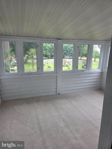 23630 WOODFIELD RD, Gaithersburg, MD 20882