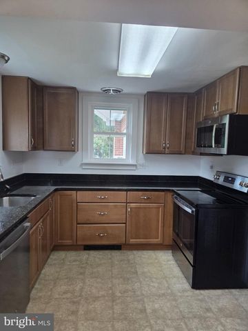 23630 WOODFIELD RD, Gaithersburg, MD 20882