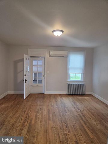 23630 WOODFIELD RD, Gaithersburg, MD 20882
