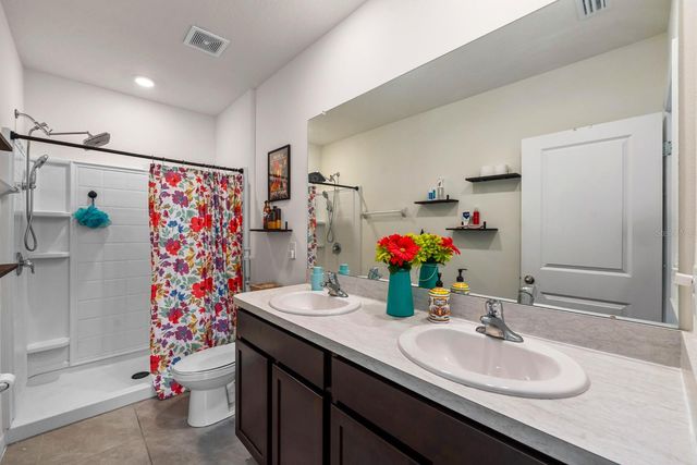 9248 ROCK HARBOUR WAY, Tampa, FL 33637