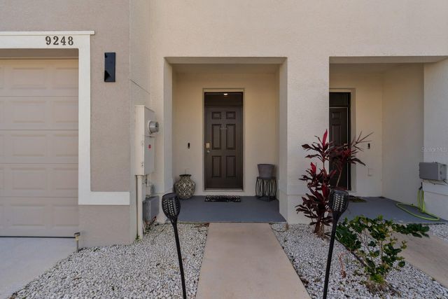 9248 ROCK HARBOUR WAY, Tampa, FL 33637