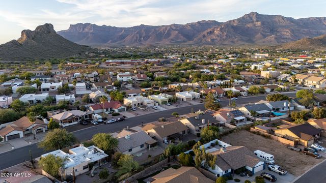 9887 E DEL MONTE Avenue, Gold Canyon, AZ 85118