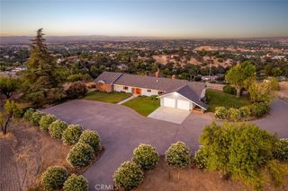 490 Pacific Avenue, Paso Robles, CA 93446