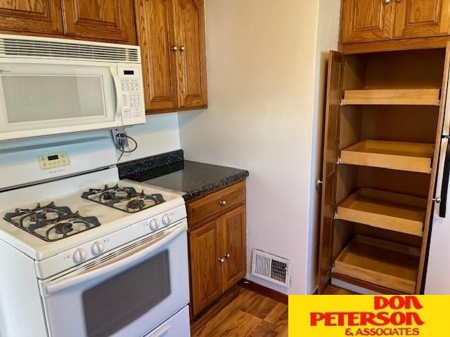 920 E 2nd Street, Fremont, NE 68025