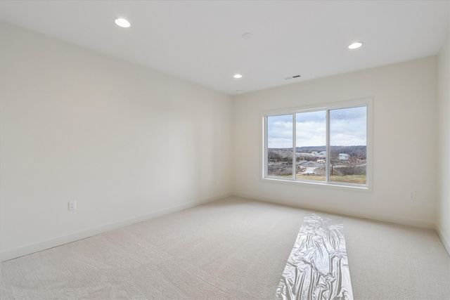 1909 Country Club Drive, Coralville, IA 52241