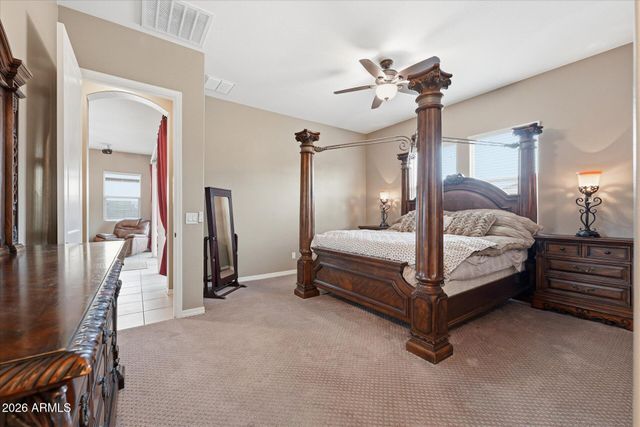 129 W WHITE OAK Avenue, Queen Creek, AZ 85140