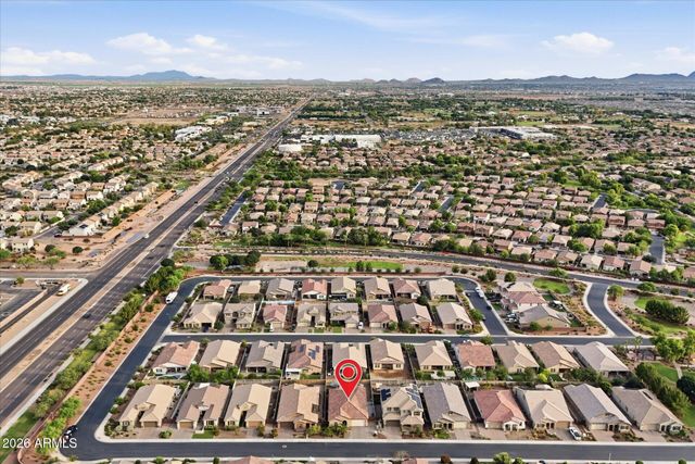 129 W WHITE OAK Avenue, Queen Creek, AZ 85140