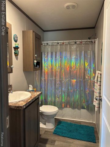 102 Sycamore, Highland, MI 48357