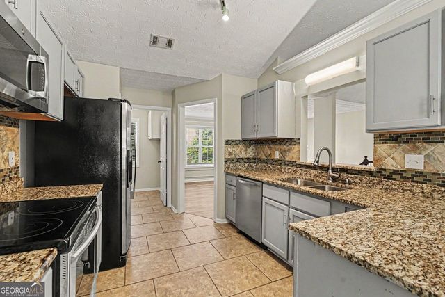 524 Martin Forest Lane SE, Lawrenceville, GA 30045