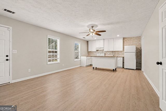 524 Martin Forest Lane SE, Lawrenceville, GA 30045