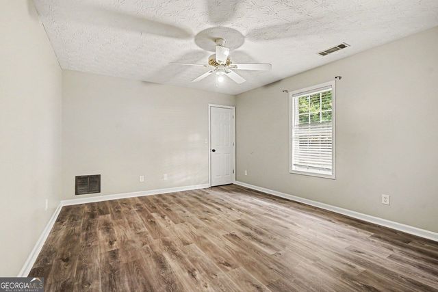 524 Martin Forest Lane SE, Lawrenceville, GA 30045