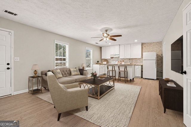 524 Martin Forest Lane SE, Lawrenceville, GA 30045