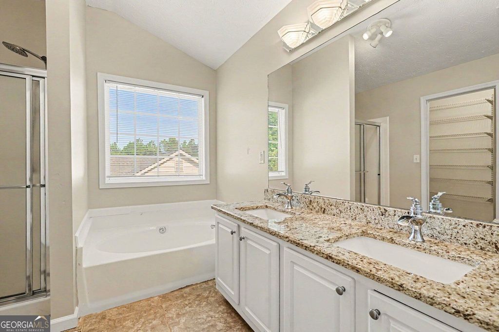 524 Martin Forest Lane SE, Lawrenceville, GA 30045 — photo 5