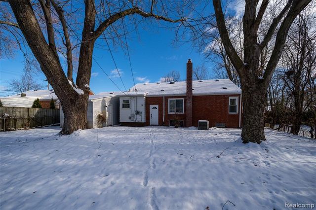 1186 S Eton Street, Birmingham, MI 48009