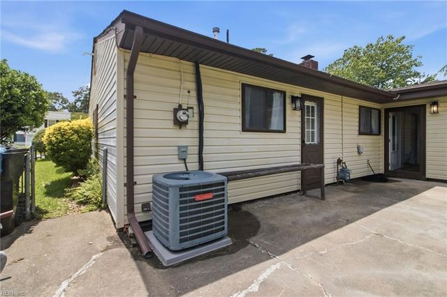 5424 Hatteras RD, Virginia Beach, VA 23462