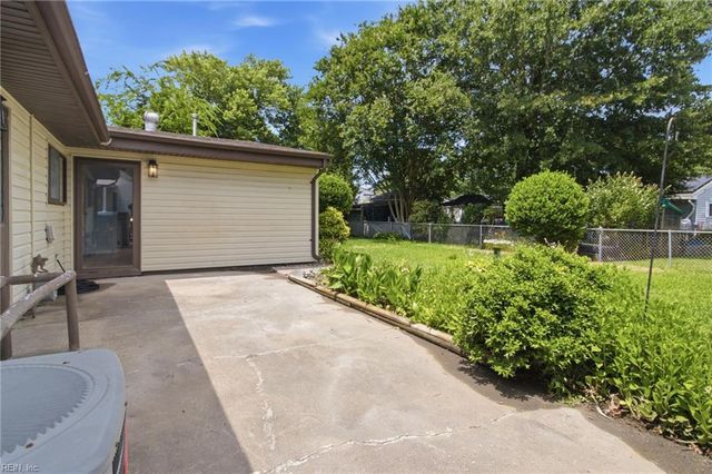 5424 Hatteras RD, Virginia Beach, VA 23462