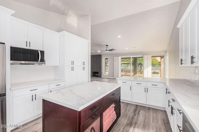 9310 E CRYSTAL Drive, Sun Lakes, AZ 85248