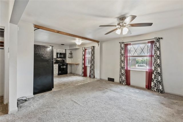 126 4th St, Neville Twp, PA 15225