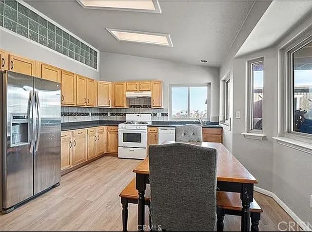 13510 E Avenue W11, Pearblossom, CA 93553