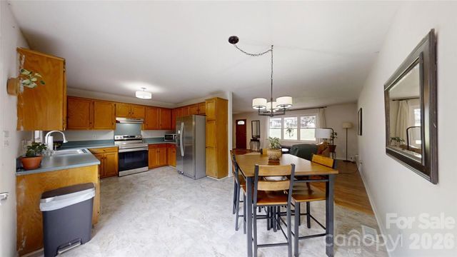 2507 Otis Dellinger Road, Lincolnton, NC 28092