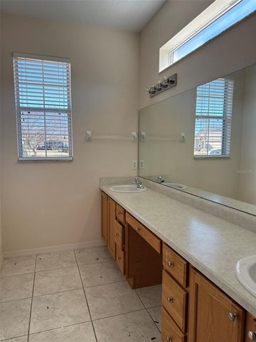 15566 SW 11TH TERRACE RD, Ocala, FL 34473