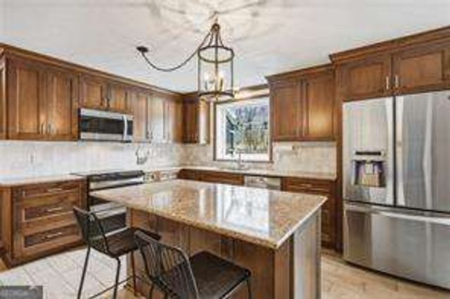 3002 Greyfield Trace SE, Marietta, GA 30067