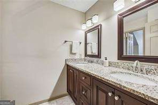 3002 Greyfield Trace SE, Marietta, GA 30067