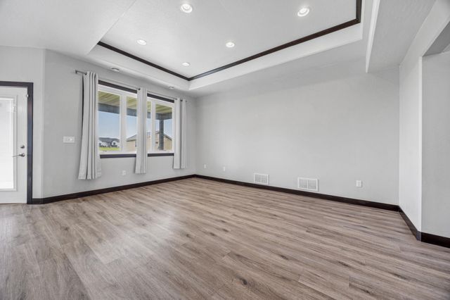 1029 44th Avenue S, Moorhead, MN 56560