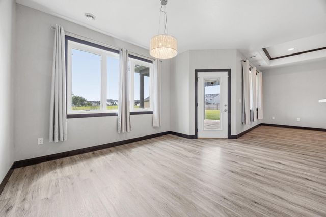 1029 44th Avenue S, Moorhead, MN 56560