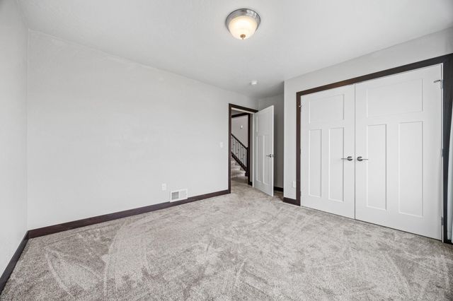 1029 44th Avenue S, Moorhead, MN 56560