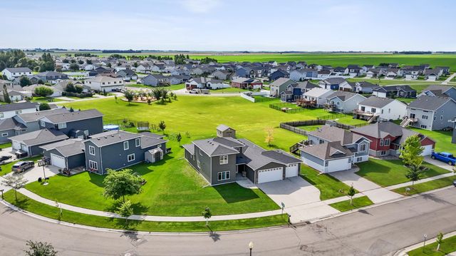 1029 44th Avenue S, Moorhead, MN 56560