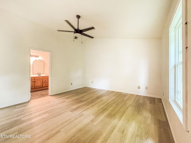 422 Willow Tree Lane, Morristown, TN 37814