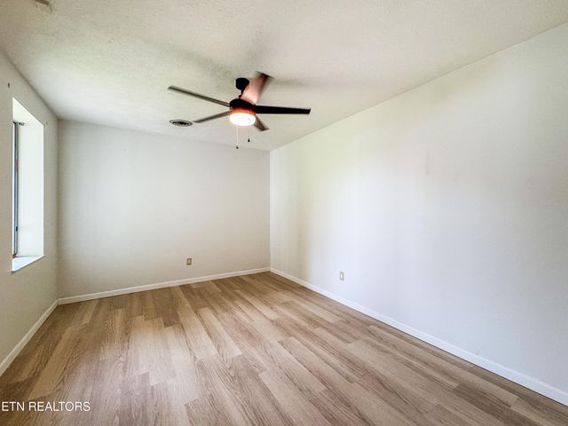 422 Willow Tree Lane, Morristown, TN 37814