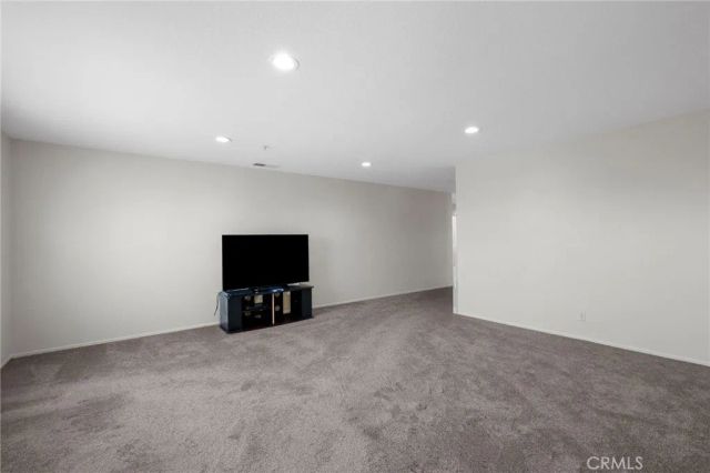 7364 Meade Court, Fontana, CA 92336