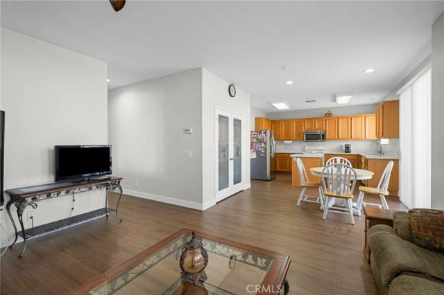 7364 Meade Court, Fontana, CA 92336