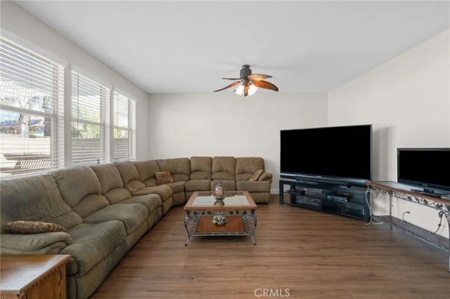 7364 Meade Court, Fontana, CA 92336