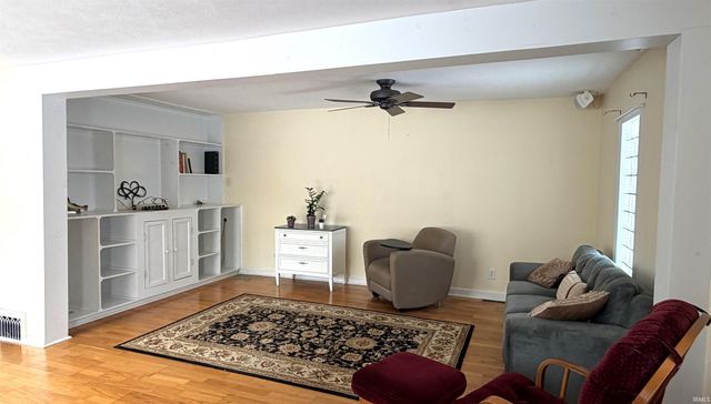 1101 Oak Street, Mishawaka, IN 46545