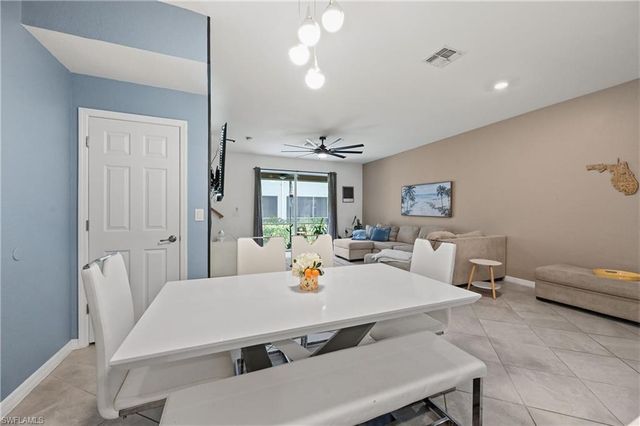 2828 Citrus ST, Naples, FL 34120