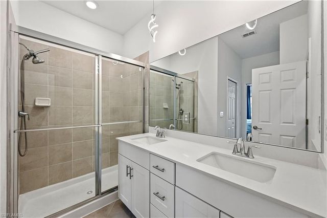 2828 Citrus ST, Naples, FL 34120