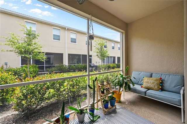 2828 Citrus ST, Naples, FL 34120