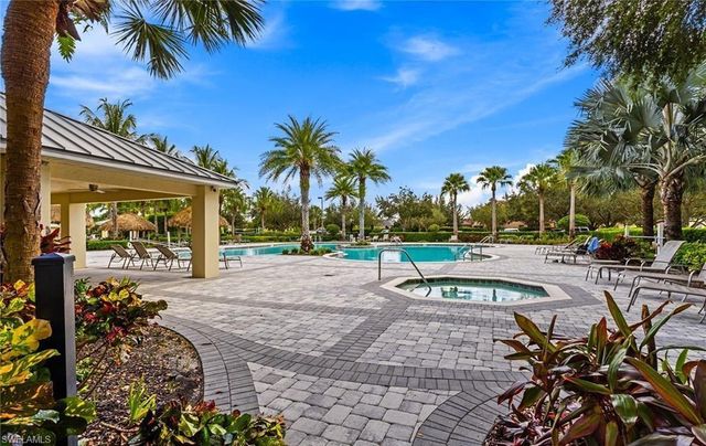 2828 Citrus ST, Naples, FL 34120