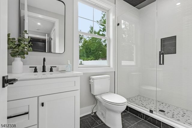 616 S Chestnut St, Westfield Town, NJ 07090