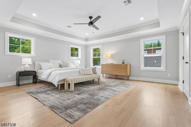616 S Chestnut St, Westfield Town, NJ 07090